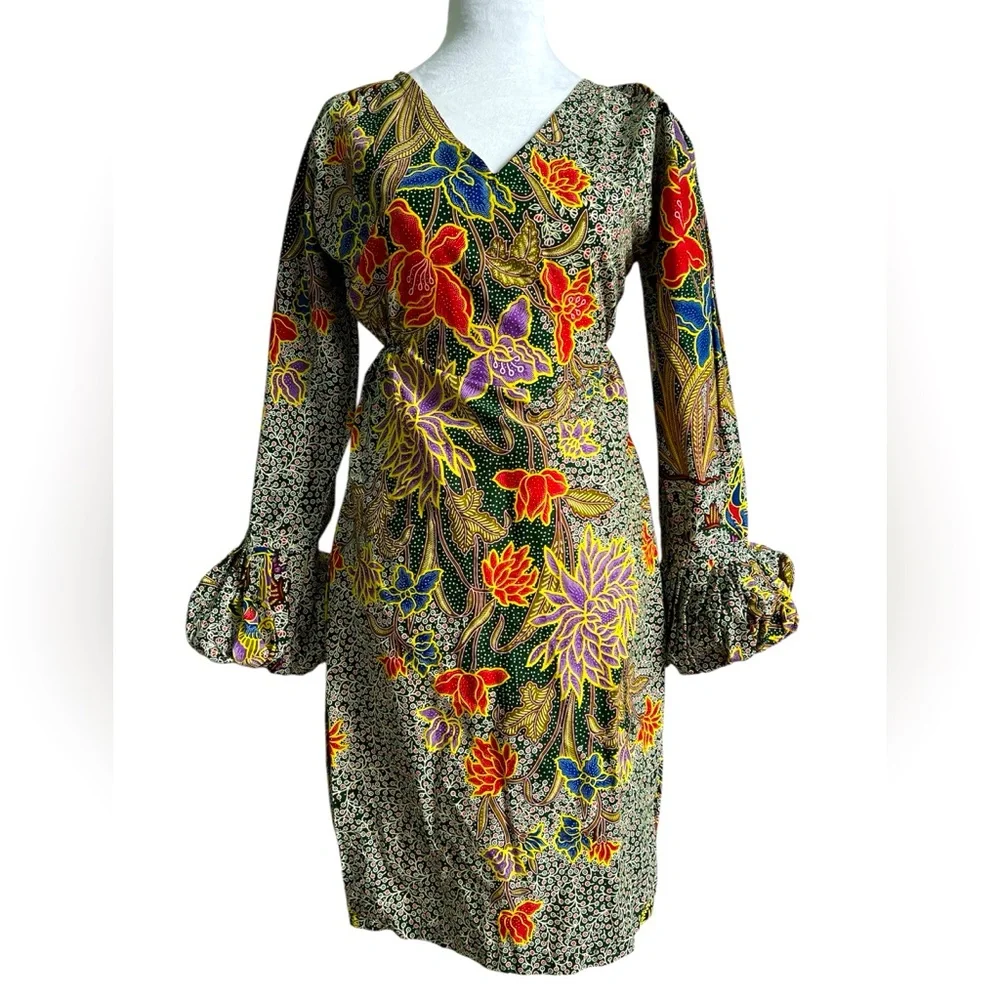 Handmade African Sheath Dress in Vibrant Batik-style Veritable Wax Print - Picture 1 of 10